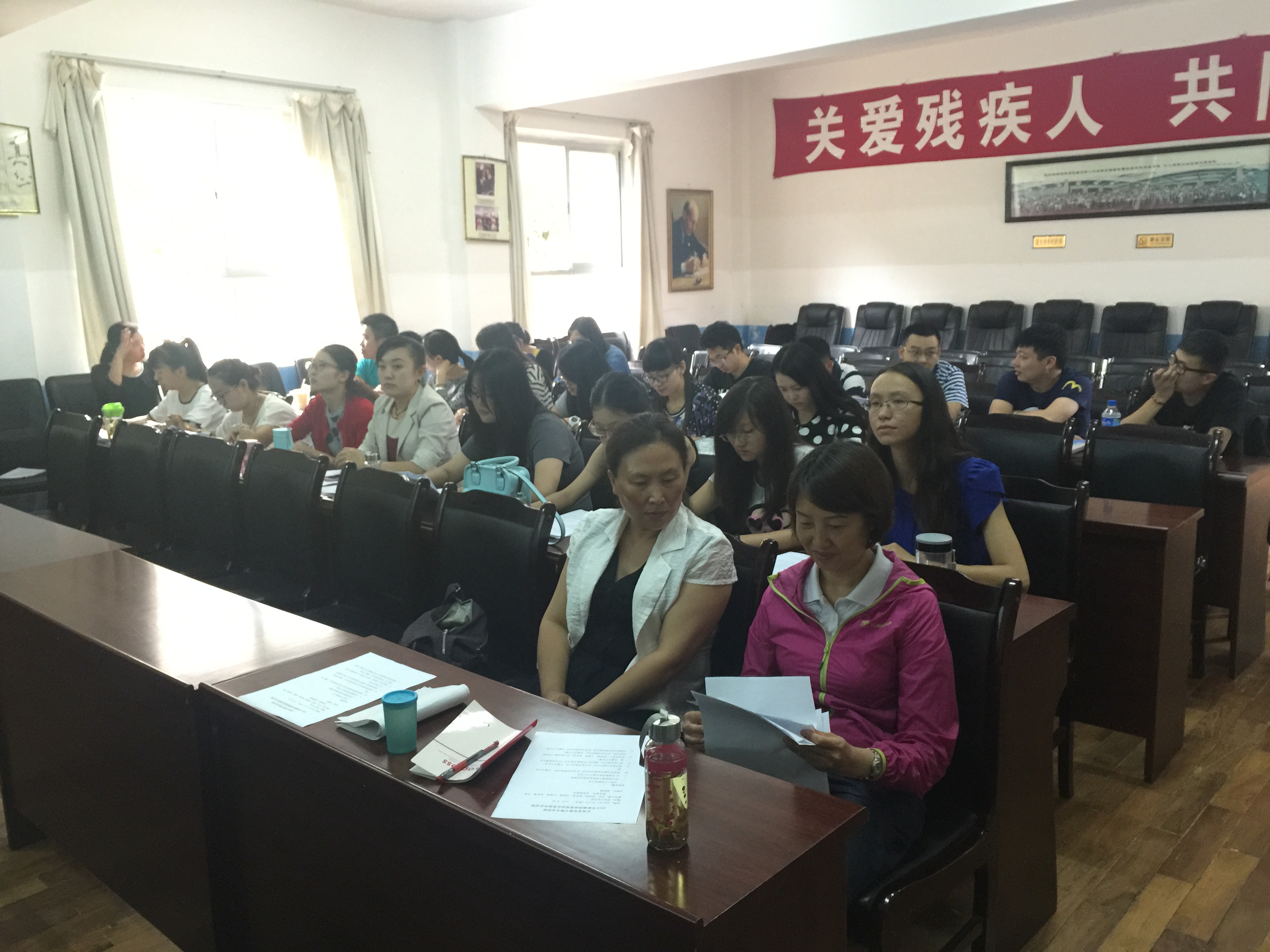 图为2015年新教师岗前培训反思报告会（二）